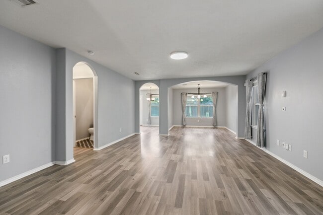 Foto del edificio - 8610 Twillingate Ln