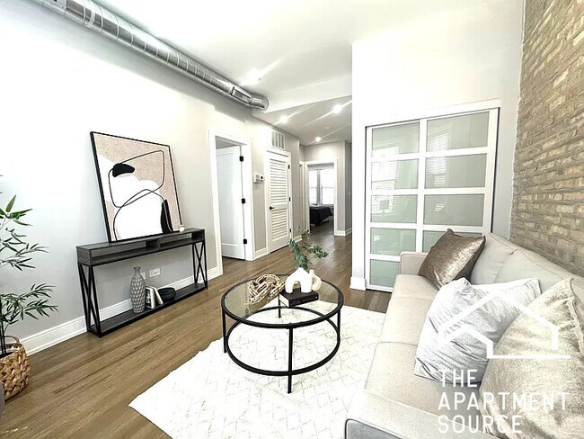 Foto del edificio - 3830 N Wilton Ave