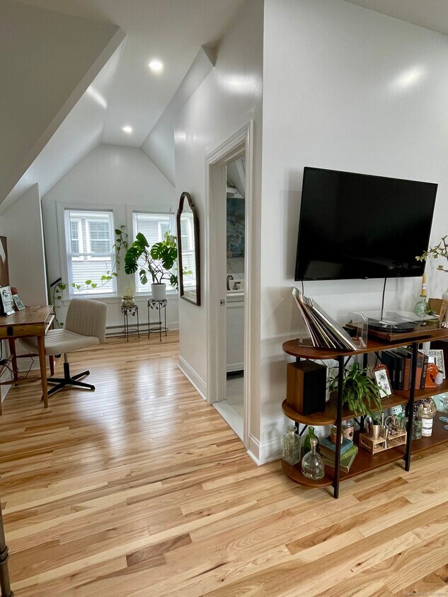 Foto principal - 198 Montauk Ave