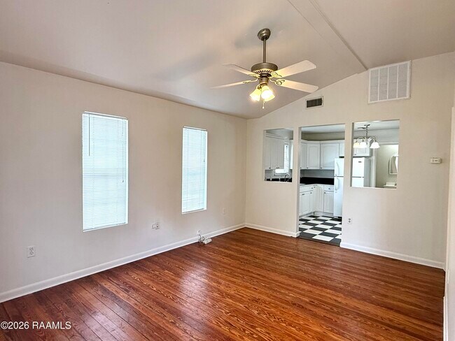 Building Photo - 305 General Mouton Ave