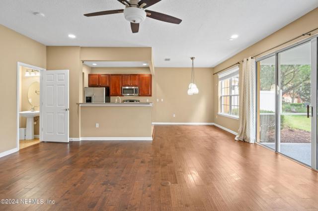 Foto del edificio - 3 bedroom in Jacksonville FL 32216