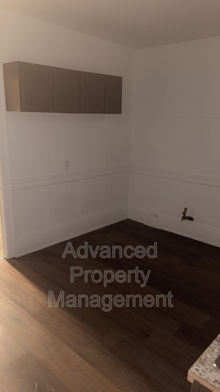 Foto del edificio - 934 W Chambers St