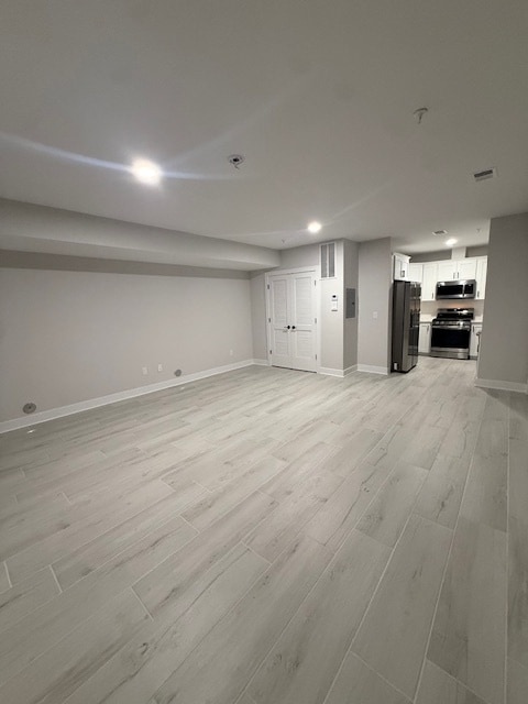 Unit 1 - Living Room - 6009 Jefferson St