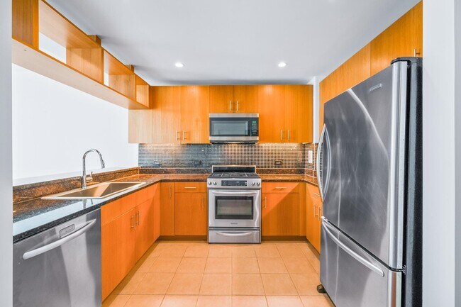 Foto del edificio - 1 Shore Ln