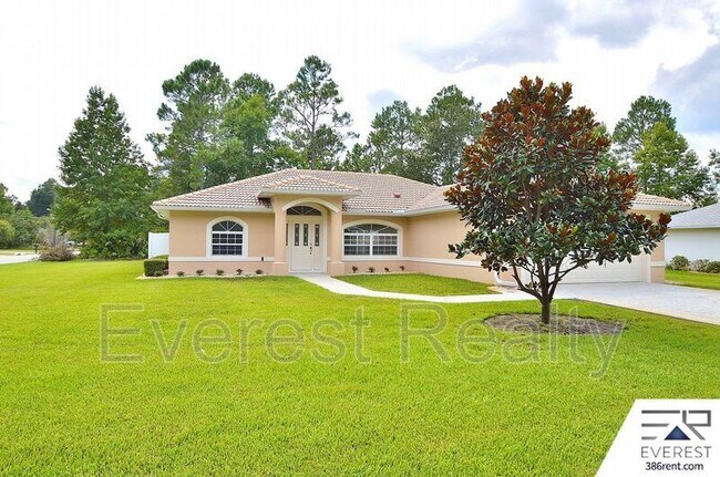 Building Photo - 102 Pine Cir Dr
