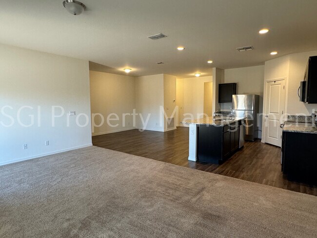 Building Photo - 2375 E Santa Ynez Dr