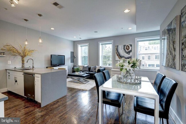 Foto del edificio - 1478 Harvard St NW