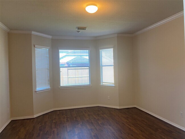 Foto del edificio - 2912 Ashbrook Ln