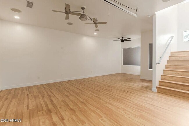 Foto del edificio - 3447 E Lance Ln