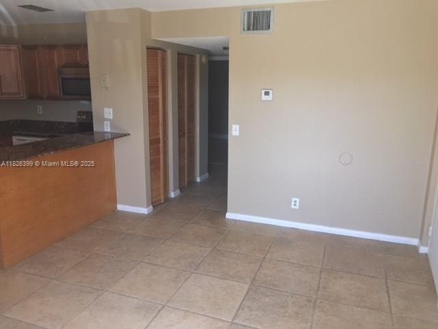 Building Photo - 3028 Coral Ridge Dr