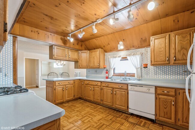 Foto del edificio - 26 E Crystal Lake Ave