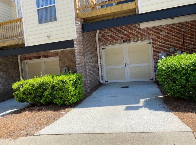 Building Photo - 4847 Carre Way