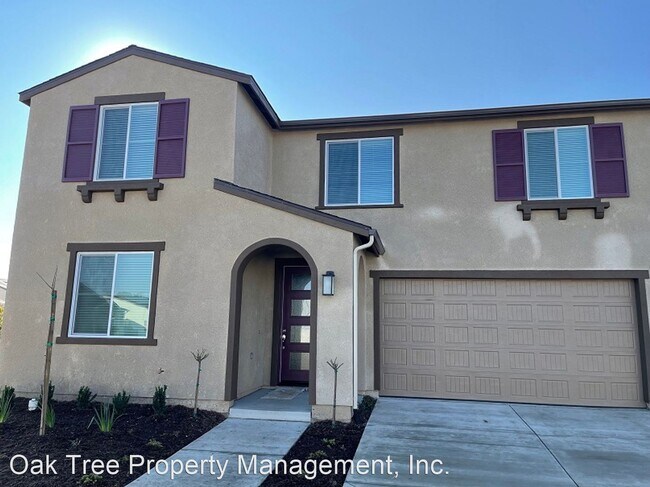 Foto del edificio - 5 br, 3 bath House - 6599 E. Fern Avenue