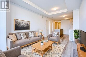 Building Photo - 461 Green Rd