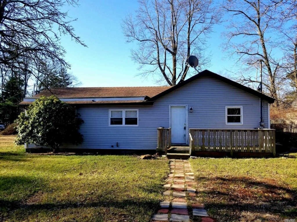 Foto principal - 112 Locust Dr