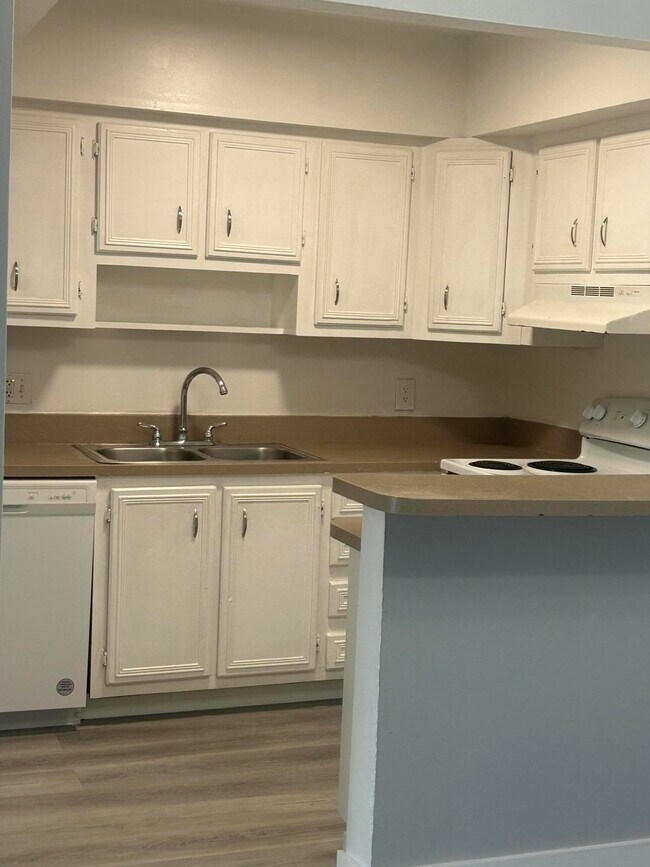 Foto del edificio - 3220 NW 84th Ave