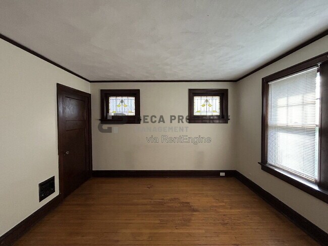 Foto del edificio - 1177 Moorlands Dr