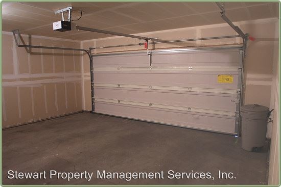 Building Photo - 5615 Northhills Dr
