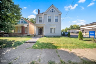 Building Photo - 3016 River Park Dr