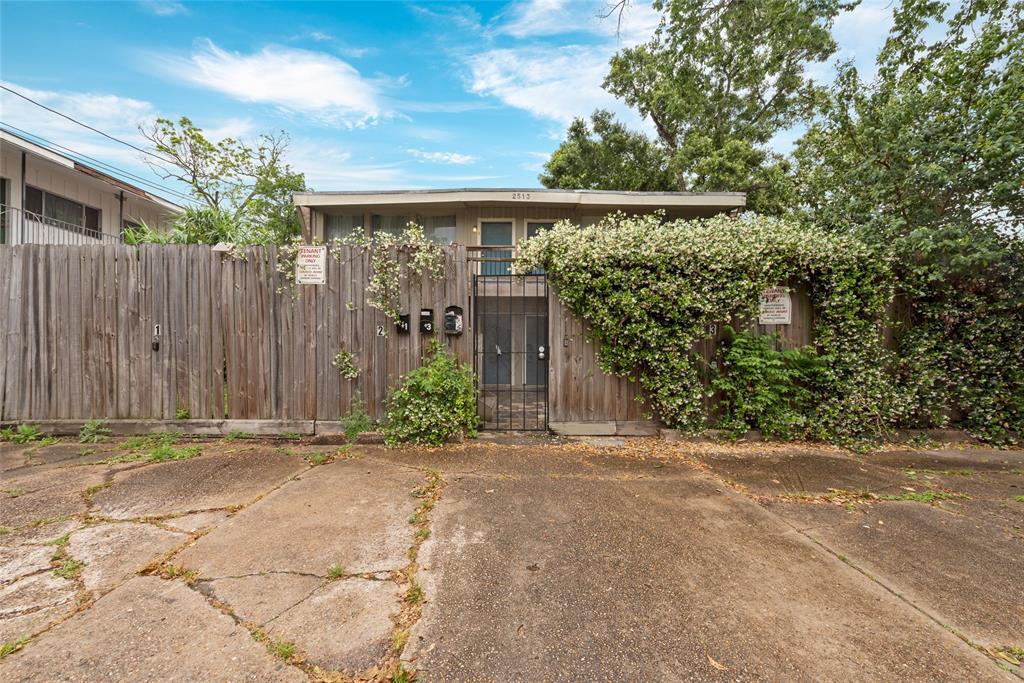 2513 Driscoll St Unit 2, Houston, TX 77019 Room for Rent in Houston