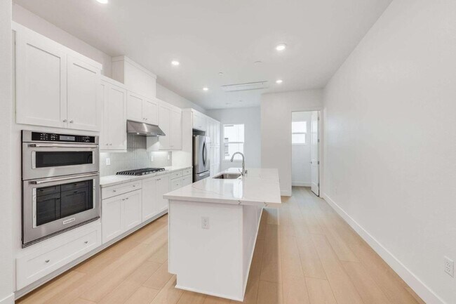 Foto del edificio - 202 Stone Pine Terrace