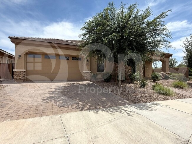 Building Photo - 1781 E Aster Pl