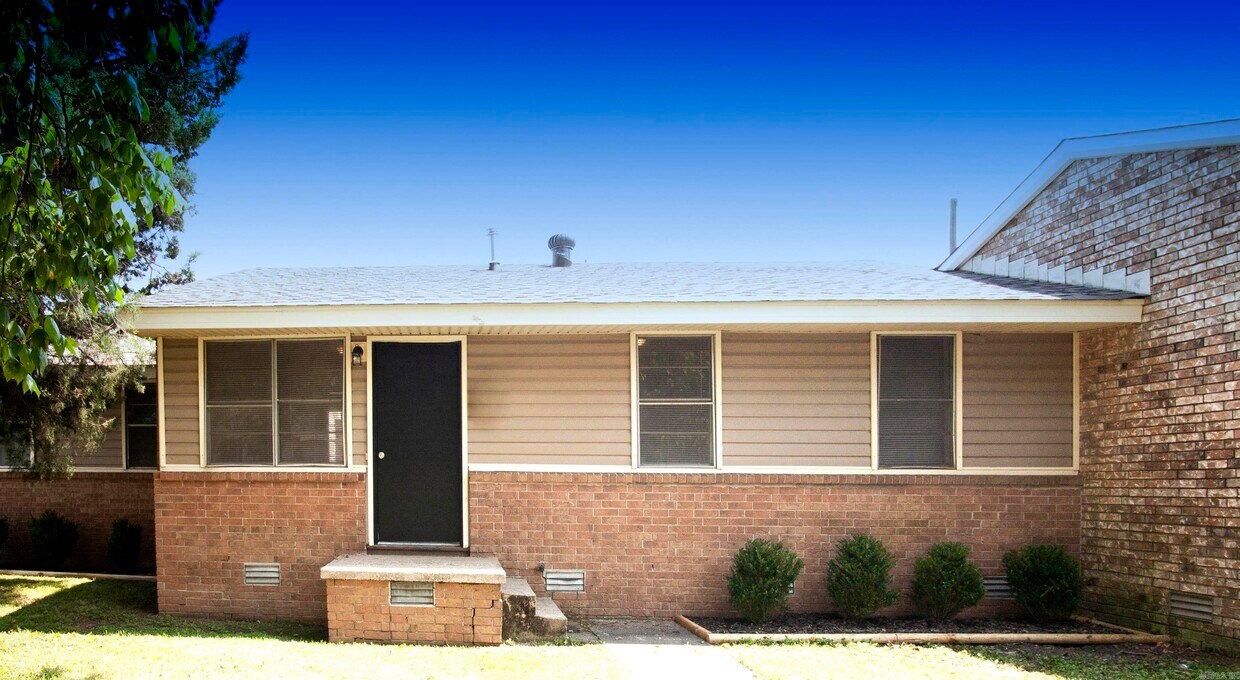 Foto principal - 1106 E 11th St