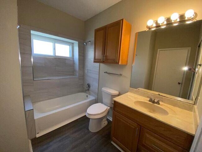 Foto del edificio - 3453 Ridge Country St