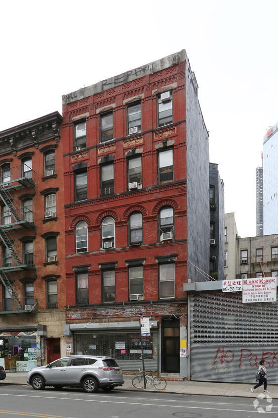 Foto principal - 133 E Broadway