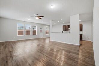 Building Photo - 22210 Great Royal Ln
