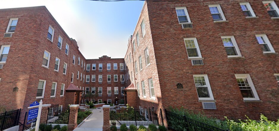 Primary Photo - 34 Harris St