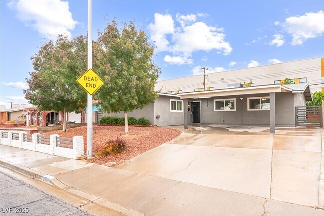 Foto del edificio - 2905 Kings Way