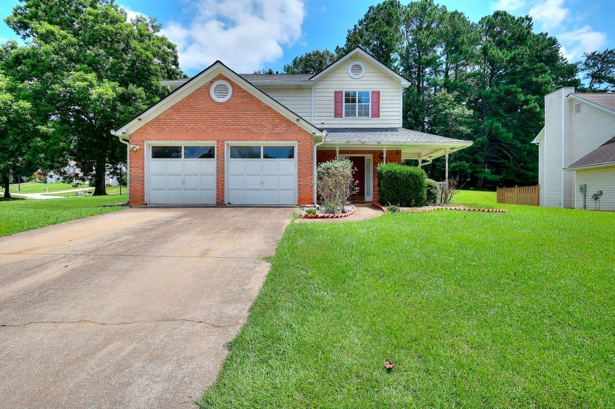 Primary Photo - 665 Walnut Creek Dr NW