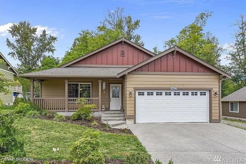 1622 E Gateway Heights Loop, SedroWoolley, WA 98284 House Rental in