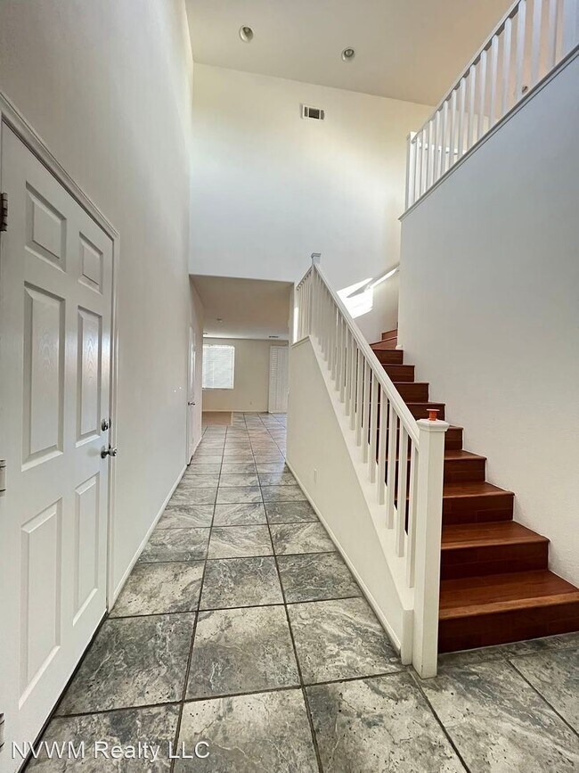 Foto del edificio - 3 br, 2 bath House - 7538 Stray Horse Ave