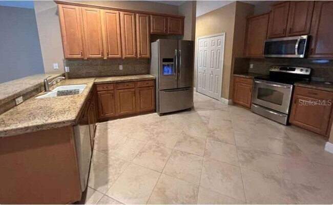 Building Photo - 5150 Majestic Woods Pl