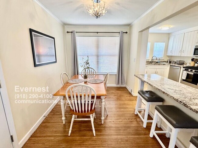 Building Photo - 2535 S Pittsburg Ave