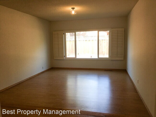 Foto del edificio - 4 br, 2 bath House - 35618 Woodbridge Place