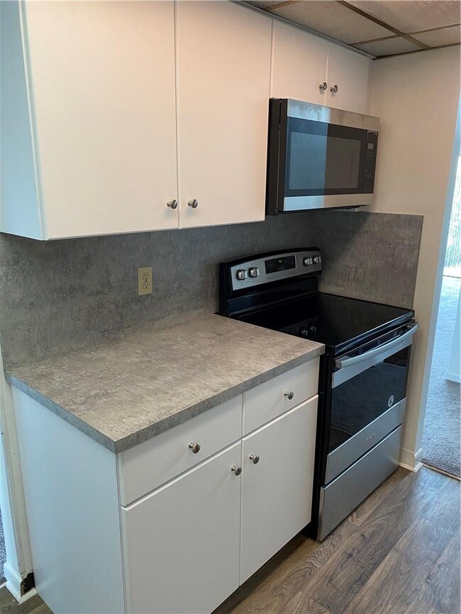 Building Photo - 750 E Coco Plum Cir