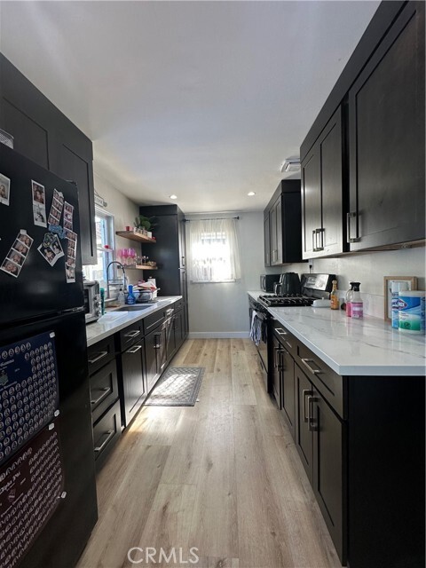 Foto del edificio - 923 W Maple Ave