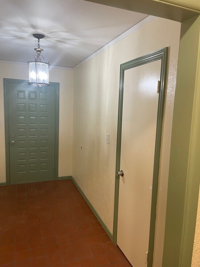 Building Photo - 3106 NW 63rd St