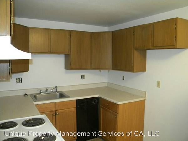 Building Photo - 3 br, 1 bath Apartment - 1011 Church Ave