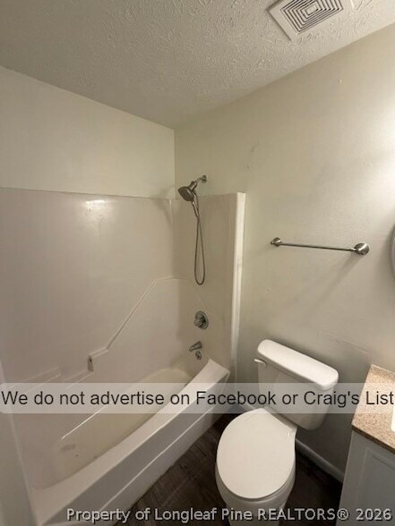 Foto del edificio - 5947 Spinner Rd