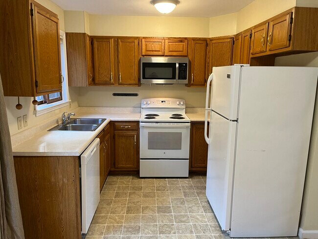 Foto del edificio - 103 Village Heights Rd