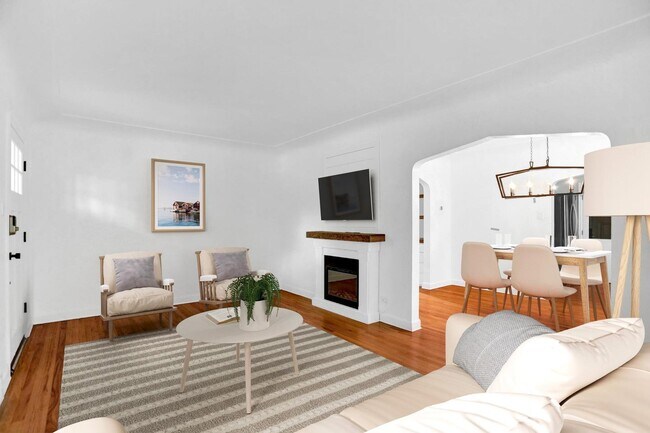Foto del edificio - Elegant Sunnyside home with covered patio by Rocky Mtn Lake Park