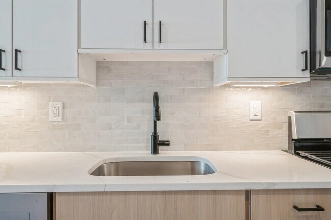 Foto del edificio - 201-205 Randolph Ave