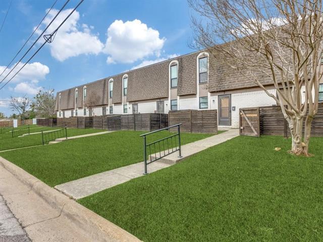 Foto del edificio - 7700 Chapin Rd