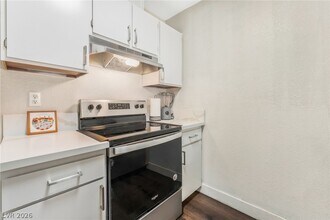 Building Photo - 3602 Gaylord Dr