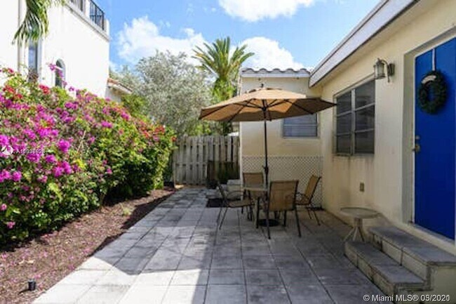 Foto del edificio - 531 NE 10th Ave