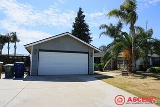 Building Photo - 3801 Rainier Ct